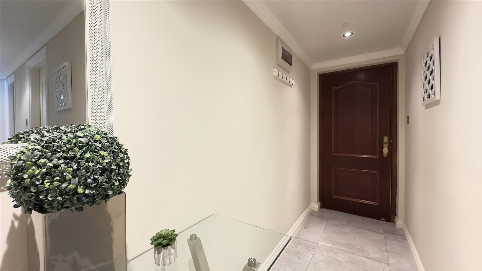 Image of Apartment - 1 Bedrooms - 1 Bathrooms for Rental in Portland House-Gibraltar, Image 9
